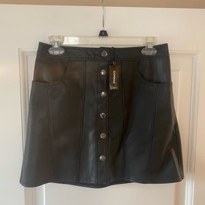 EXPRESS womens leather skirt 🖤